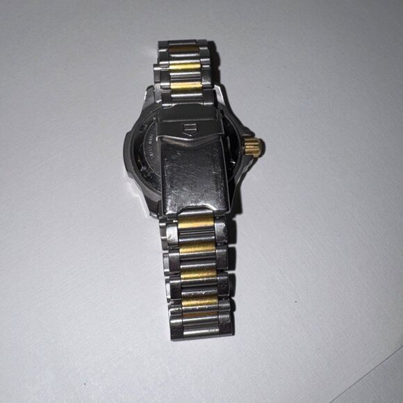 TAG Heuer 4000 Series Ladies 28mm Bi-Metal Watch Ref WF1420-0  SJHI8 6\